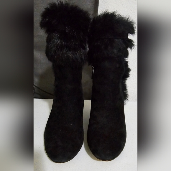 Taryn Rose black boots size 5.5 - Picture 4 of 5
